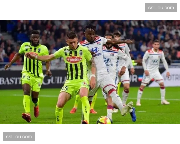 防守数据分析公司发布法甲球队压迫效率排行榜